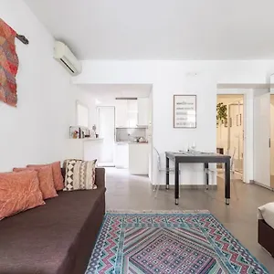 Hospitalityrome Monti Leonina With Terrace Rome